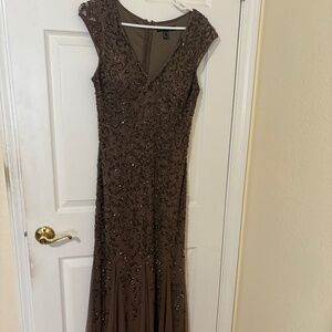 Formal dress great for weddings and parties